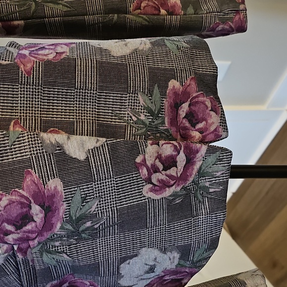 Jacket - Picture 6 of 16